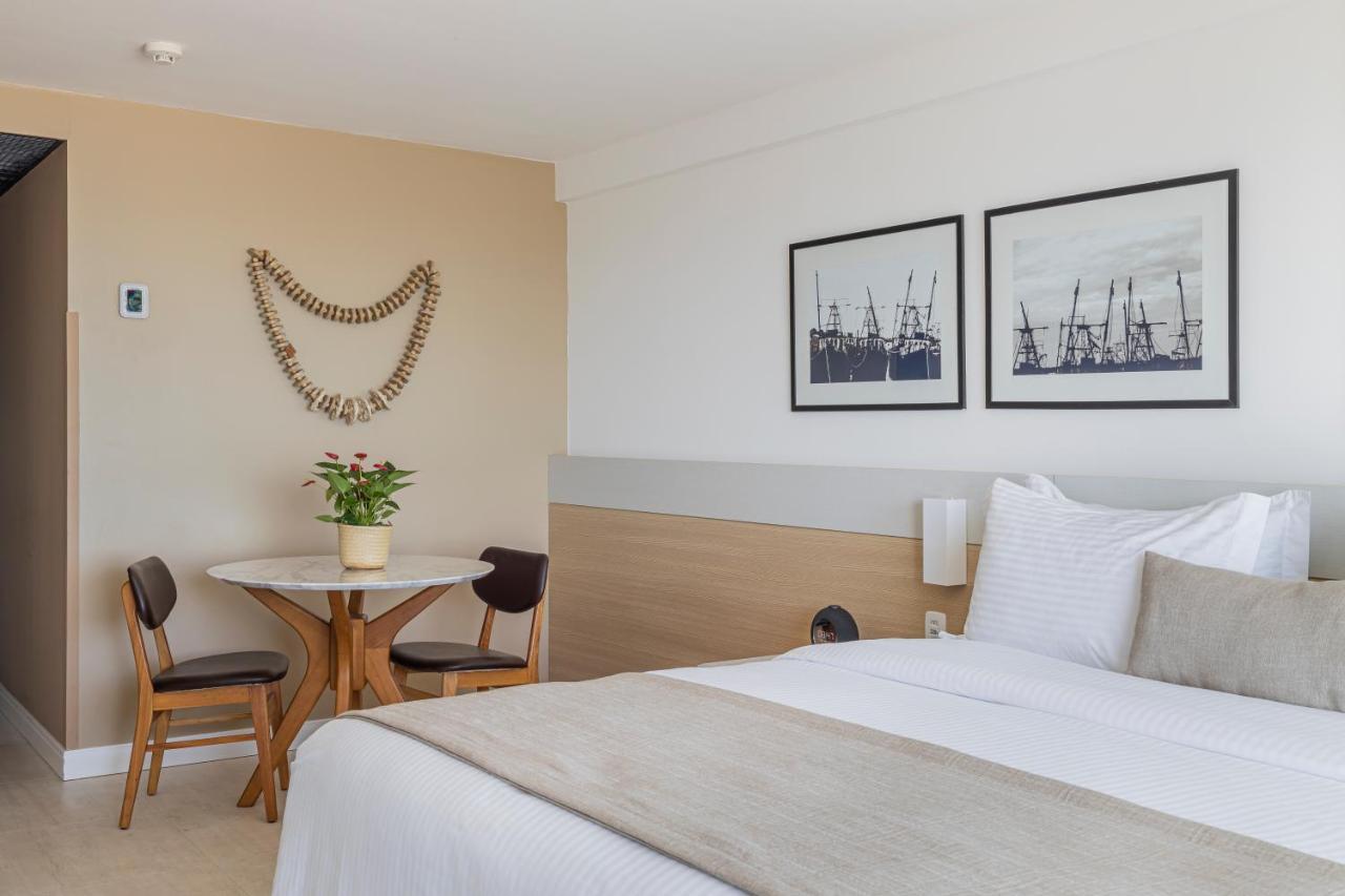 Gran Mareiro Hotel Fortaleza  Esterno foto A room at the hotel