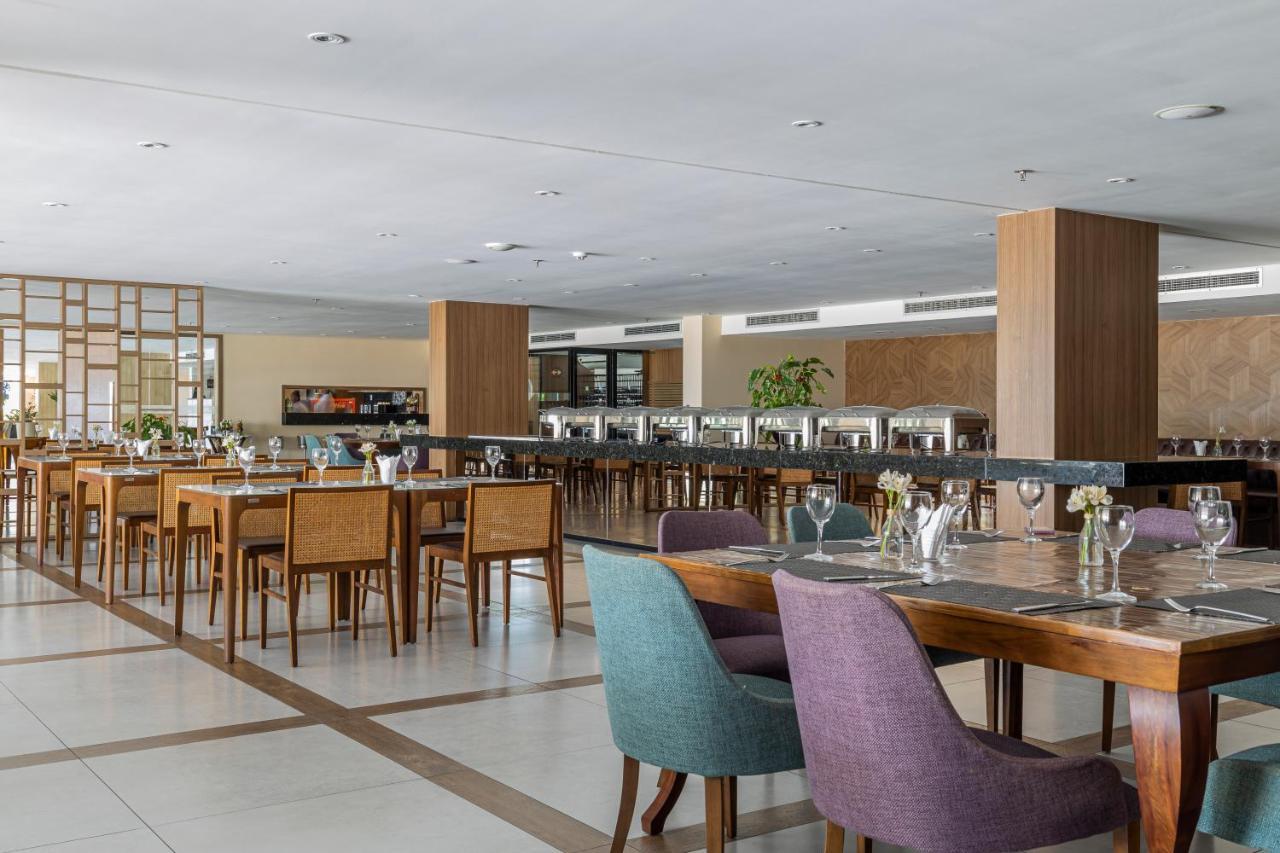 Gran Mareiro Hotel Fortaleza  Esterno foto The restaurant