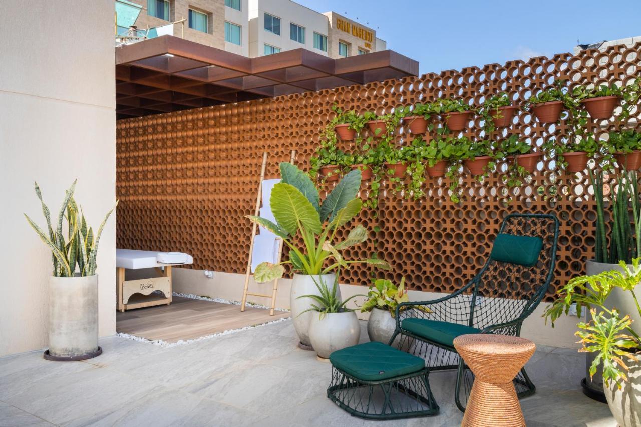 Gran Mareiro Hotel Fortaleza  Esterno foto A rooftop garden in Mexico City
