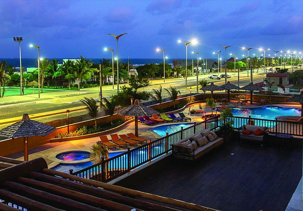 Gran Mareiro Hotel Fortaleza  Esterno foto The swimming pool at the hotel